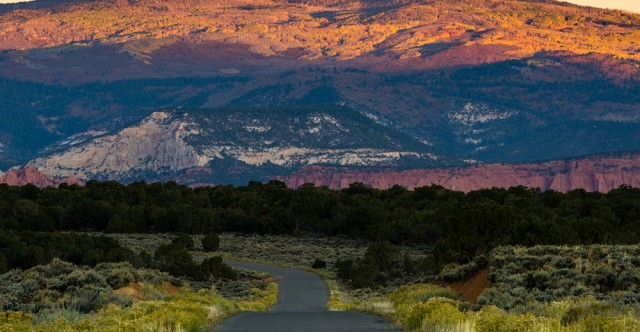 Burr Trail Utah. Photo ID 102907343 © Brian Wolski | Dreamstime.com